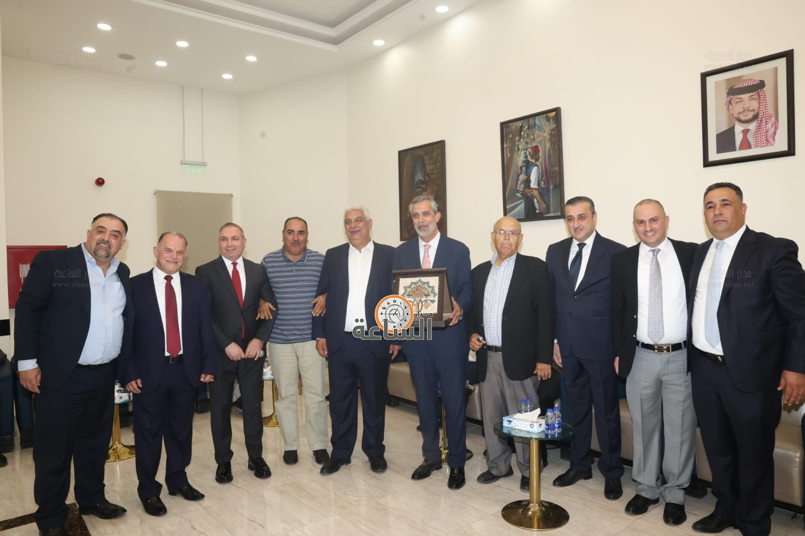 Madar Al-Saa Images 0.04148343671331334