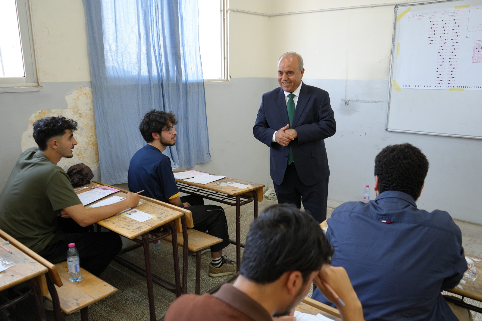 Madar Al-Saa Images 0.8136910306969433