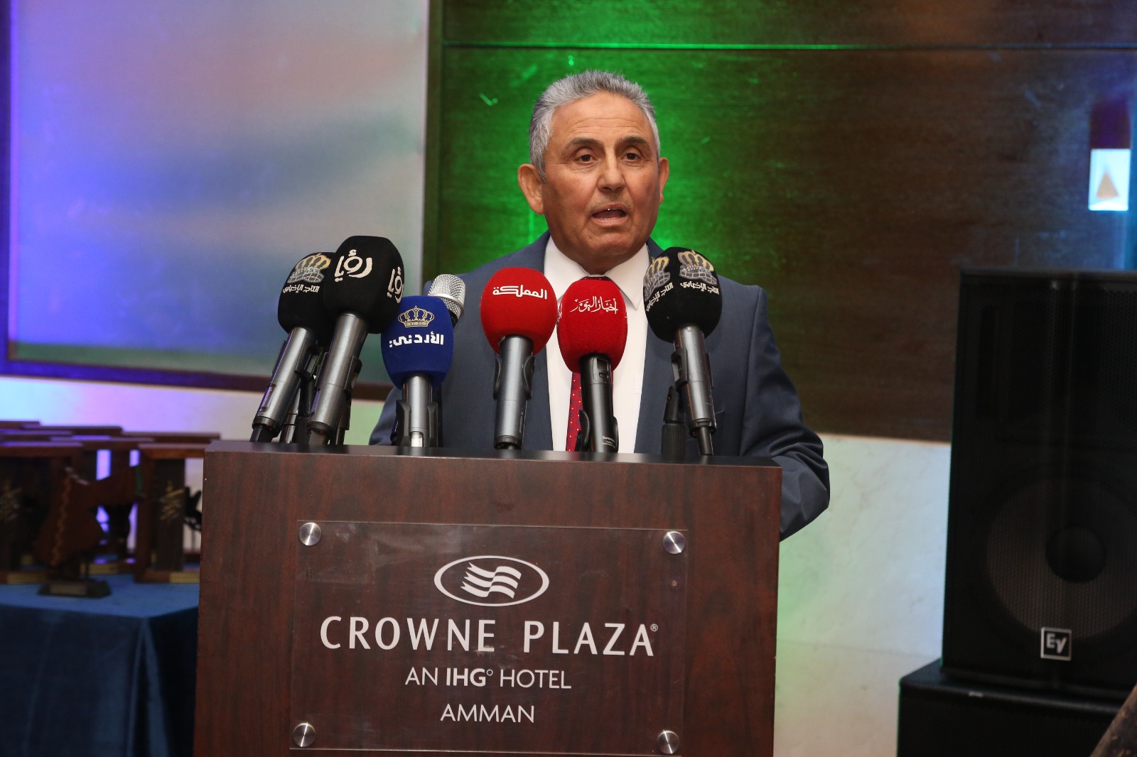 Madar Al-Saa Images 0.898365831947369