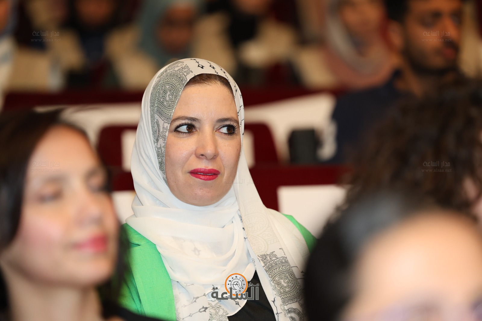 Madar Al-Saa Images 0.11003644284903702