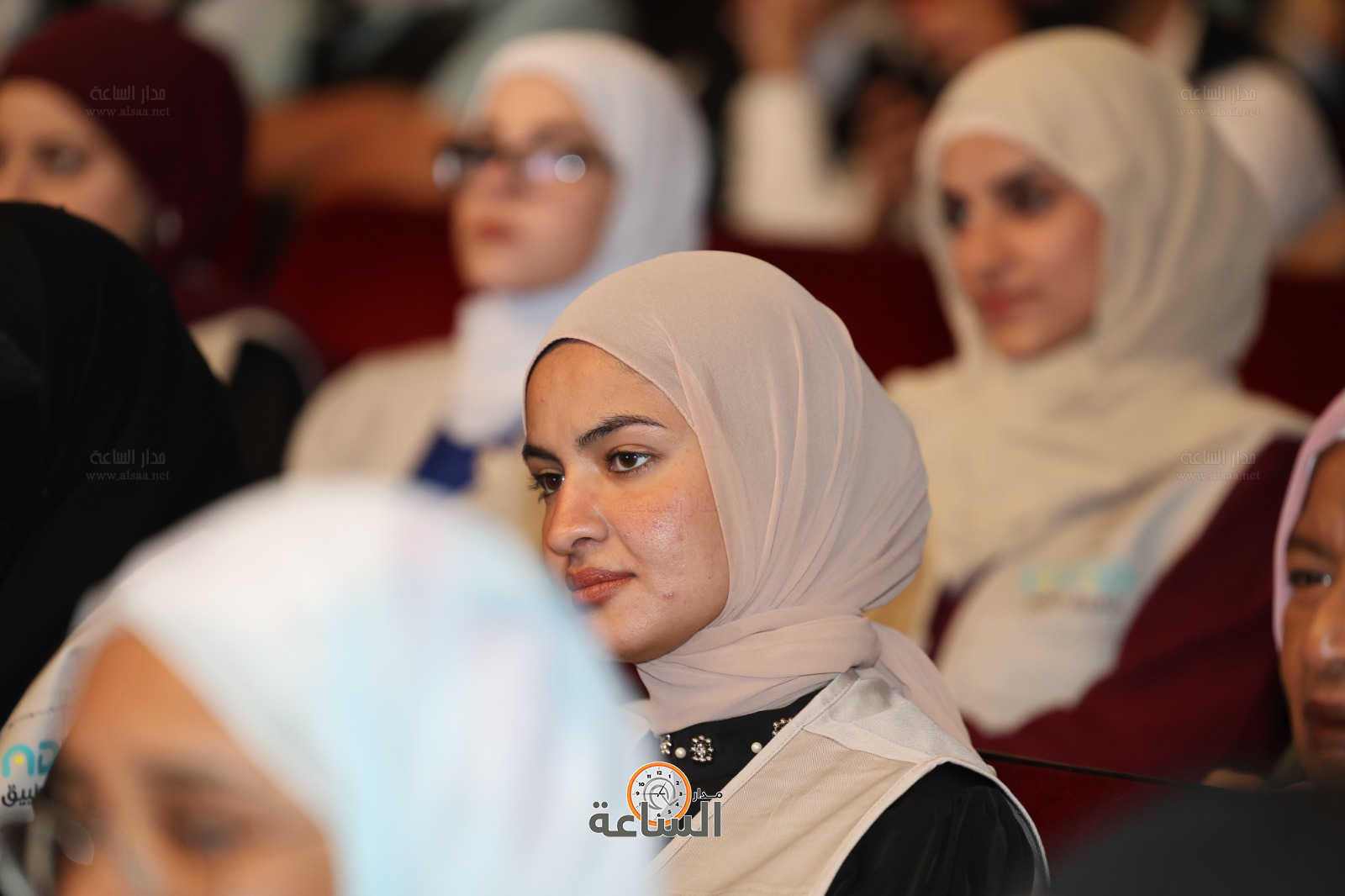 Madar Al-Saa Images 0.6680030112708136