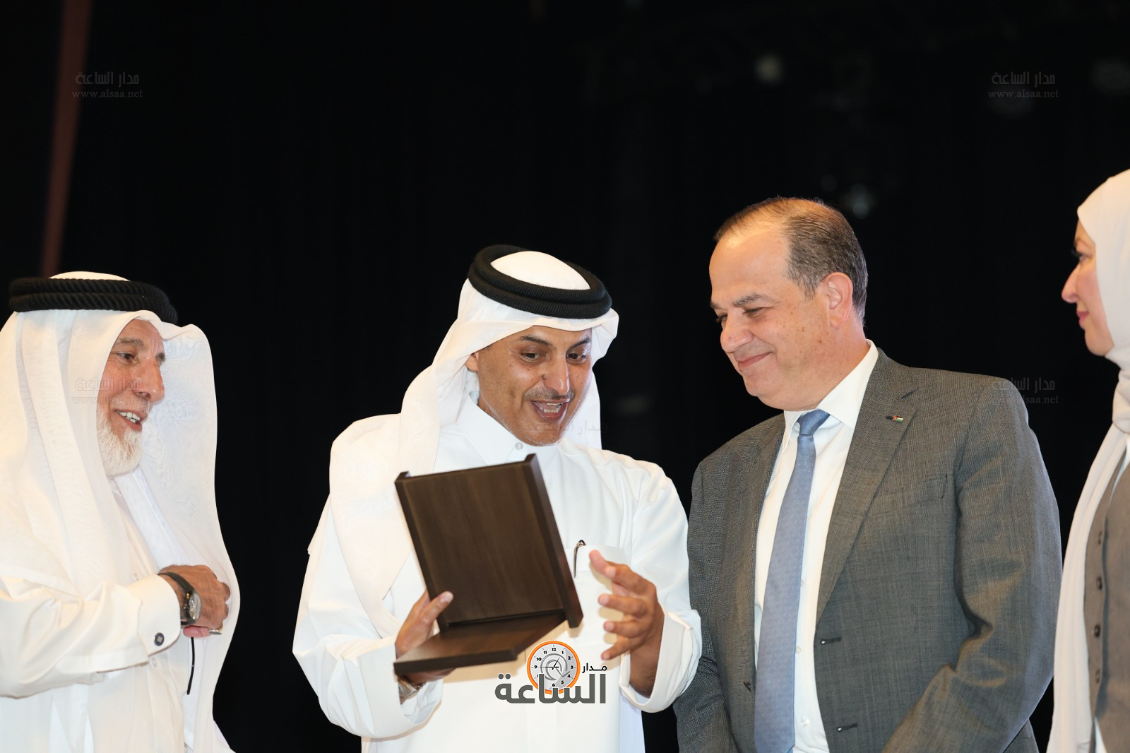 Madar Al-Saa Images 0.11452281421908406