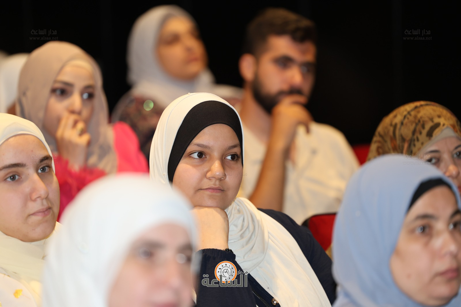 Madar Al-Saa Images 0.41285874947742107