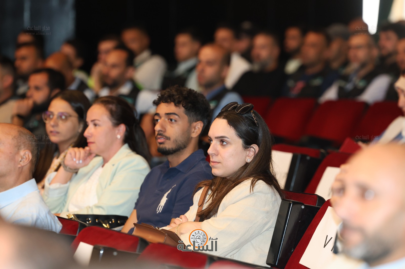 Madar Al-Saa Images 0.509144169036629