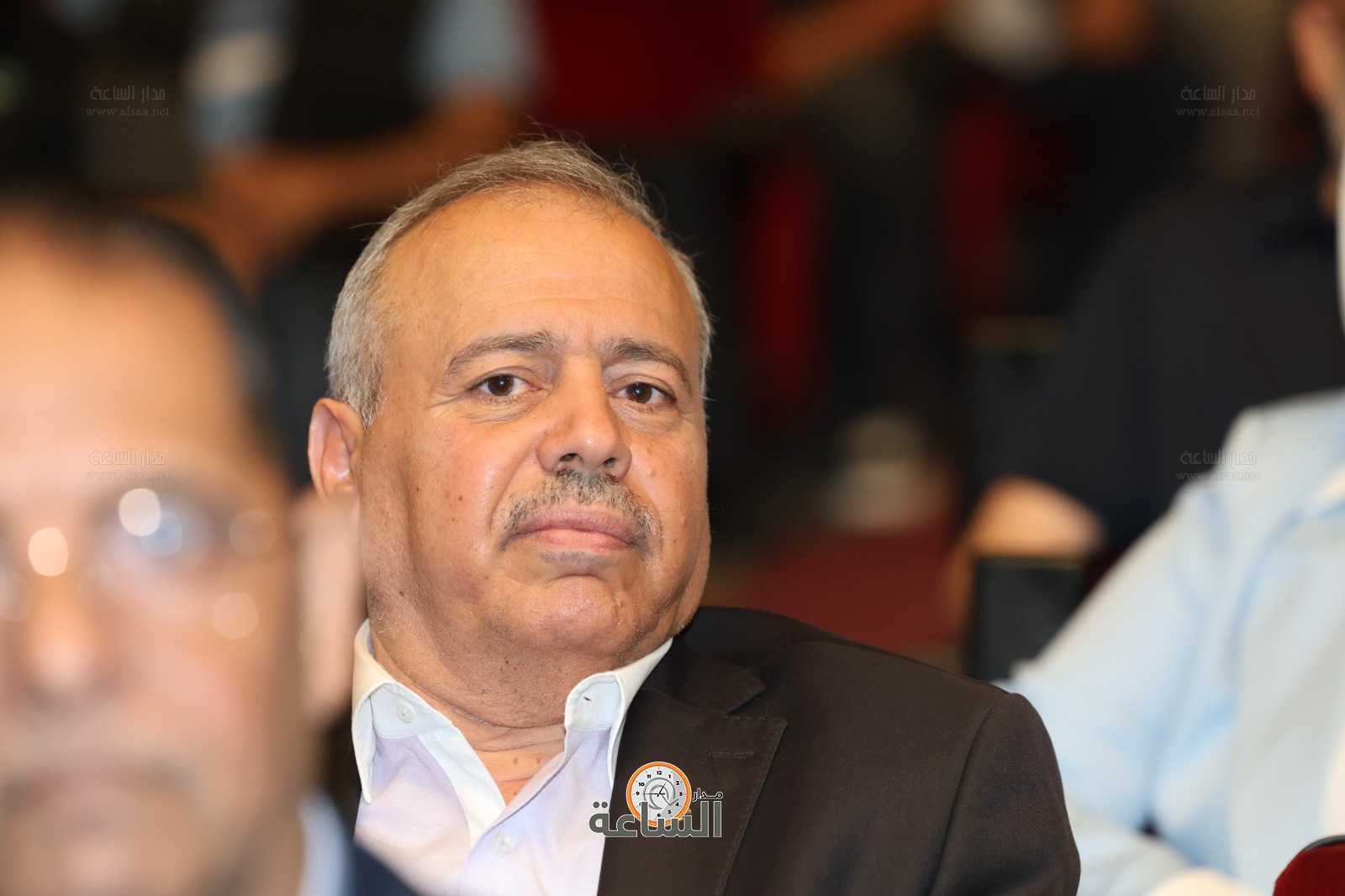 Madar Al-Saa Images 0.4545934420890275