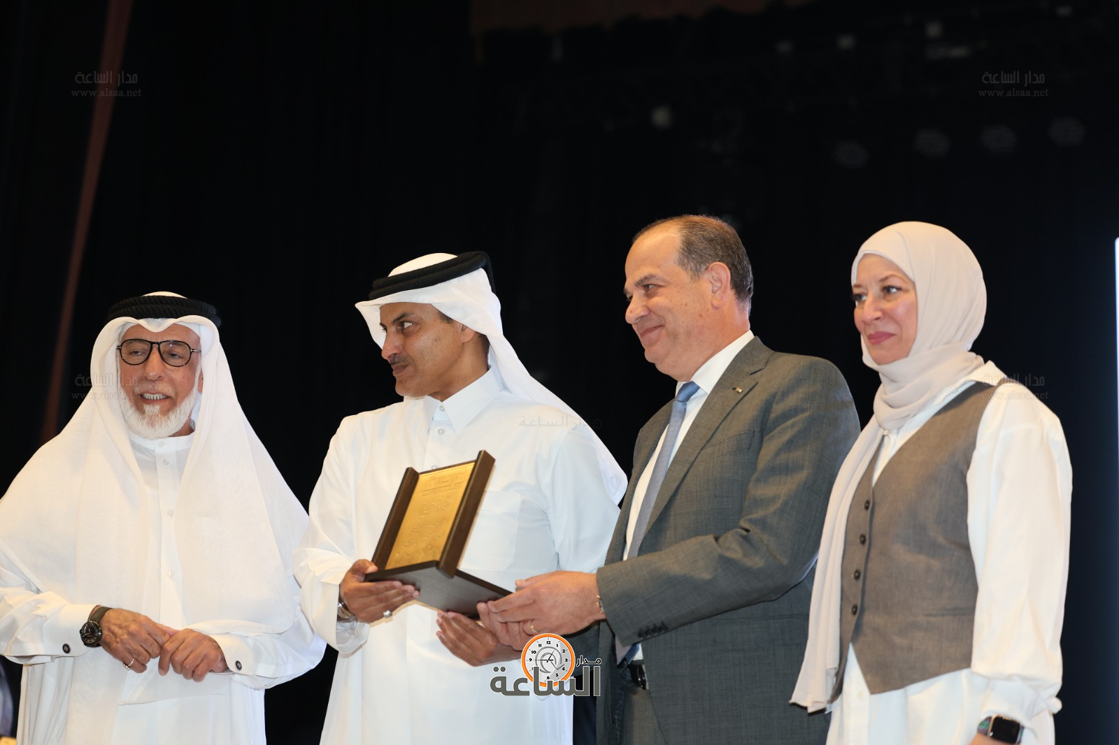 Madar Al-Saa Images 0.9873611063051395