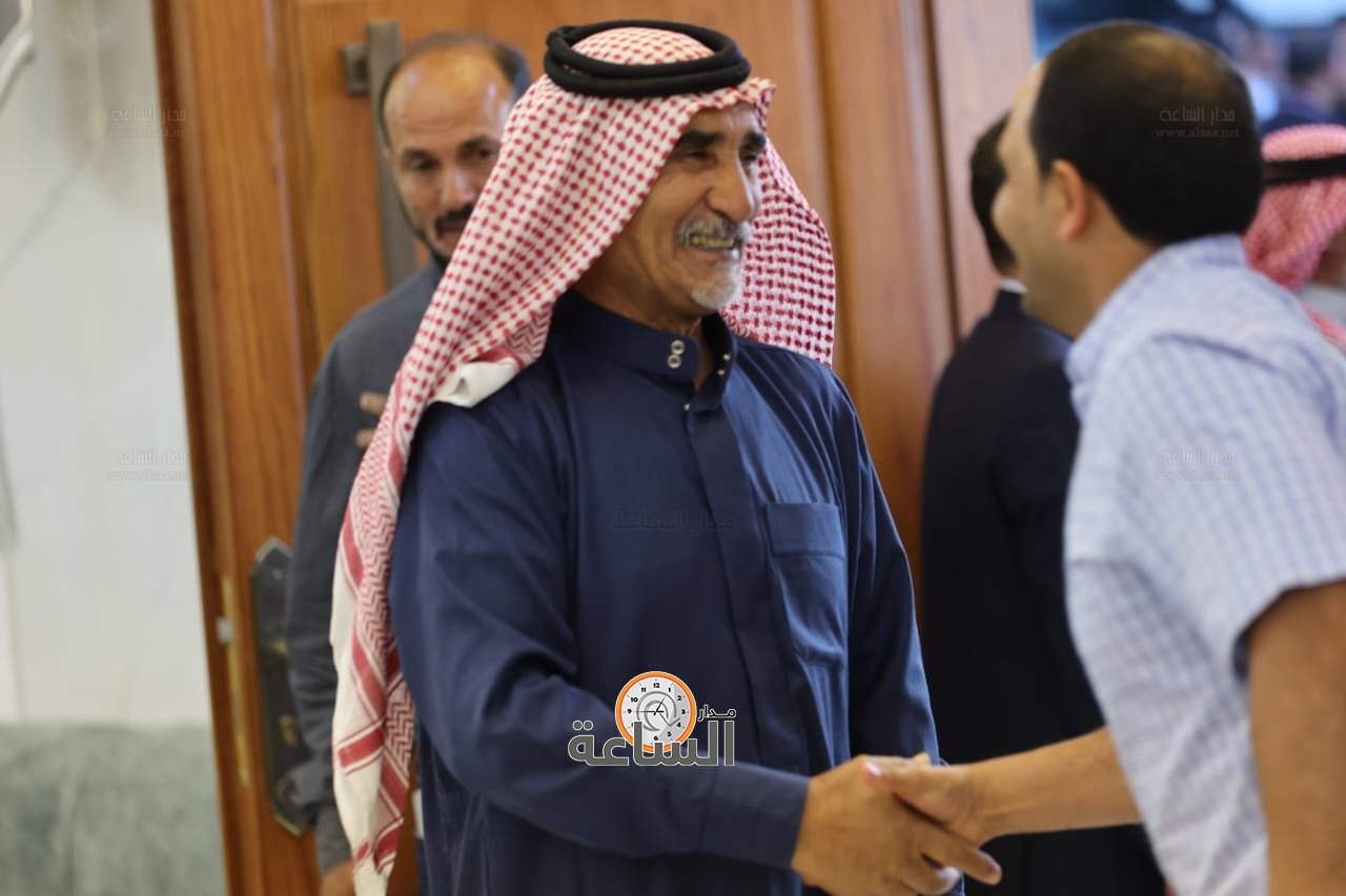 Madar Al-Saa Images 0.9274113213092301