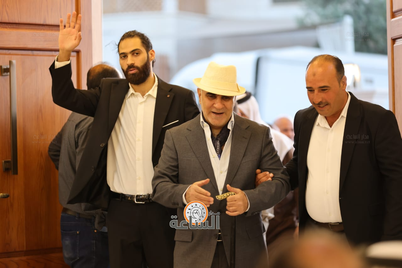 Madar Al-Saa Images 0.25759370106108403