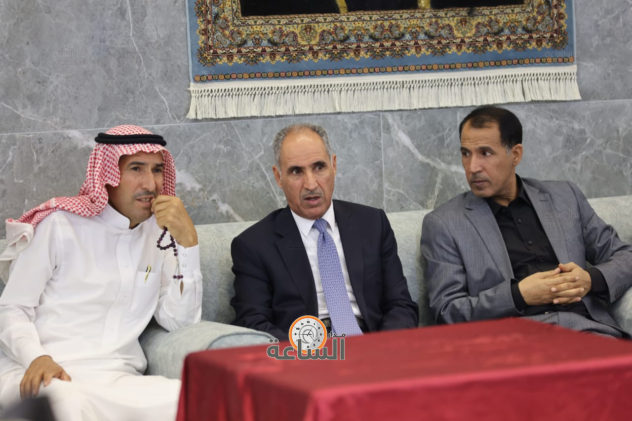 Madar Al-Saa Images 0.4095611683424304