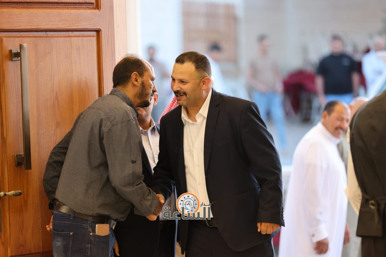 Madar Al-Saa Images 0.9979998105794398