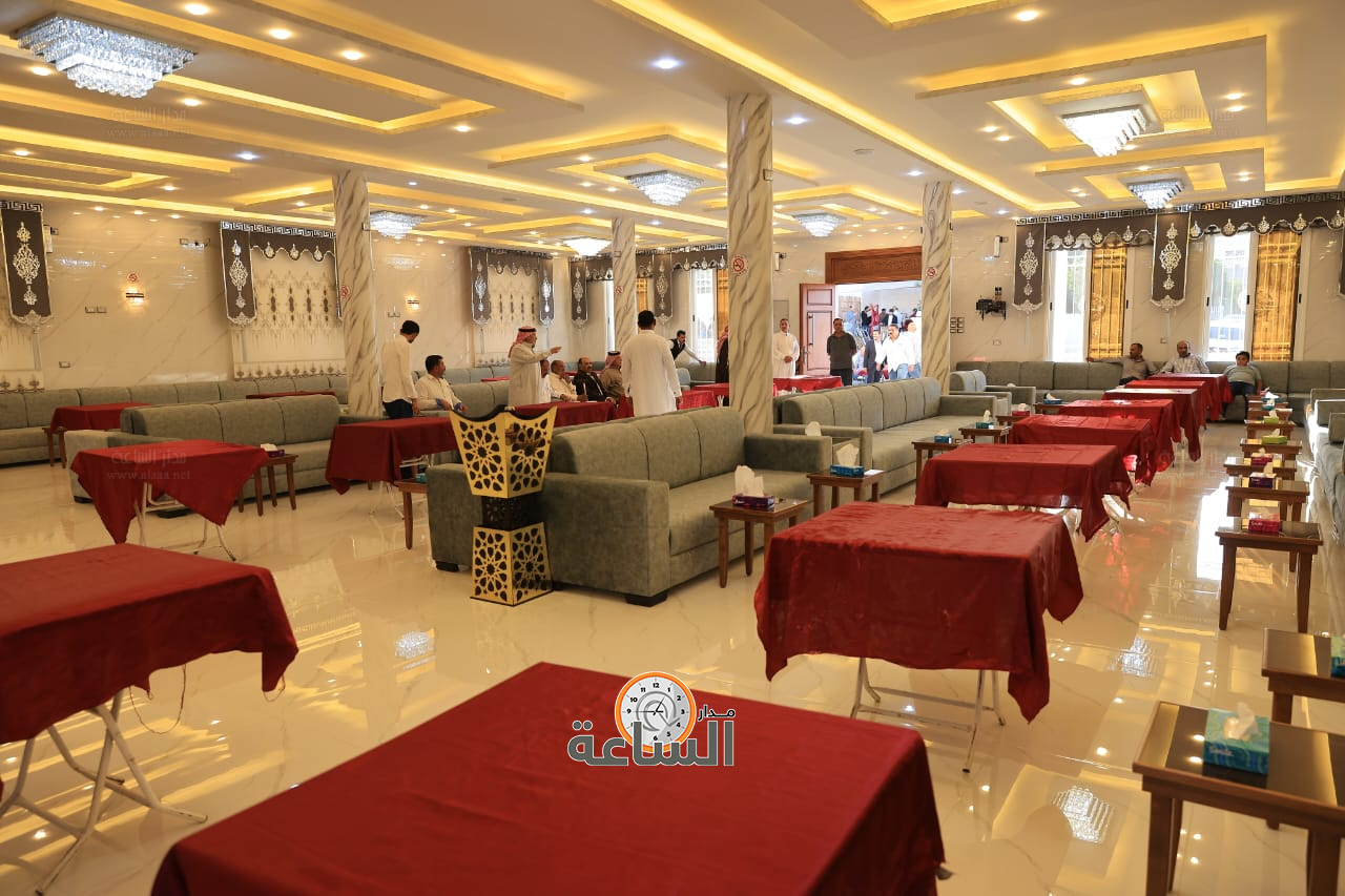 Madar Al-Saa Images 0.0399229643336817