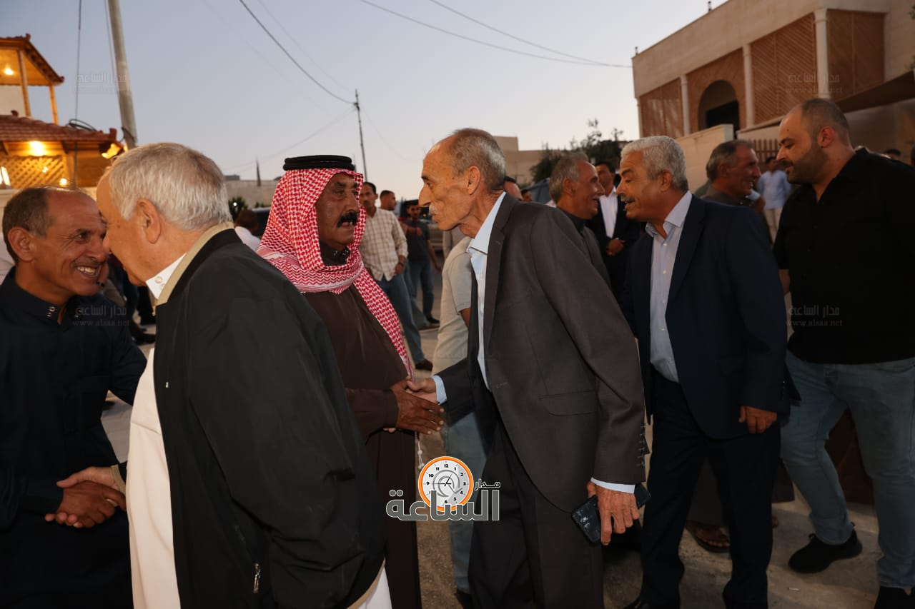 Madar Al-Saa Images 0.9203499852858006