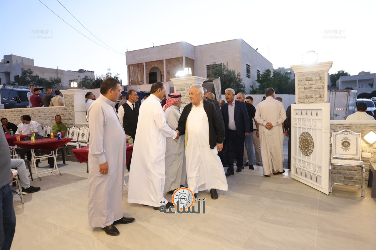 Madar Al-Saa Images 0.37110361044027496