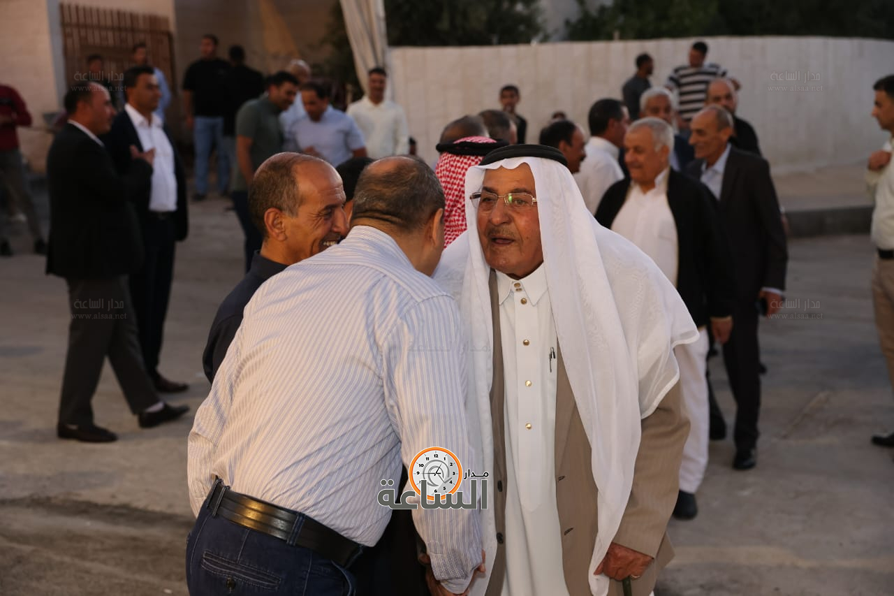 Madar Al-Saa Images 0.7023304425529222