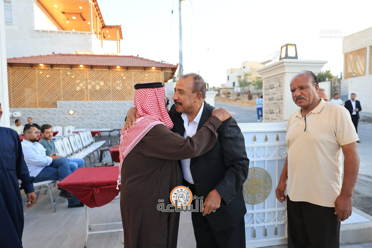 Madar Al-Saa Images 0.4640359026178056