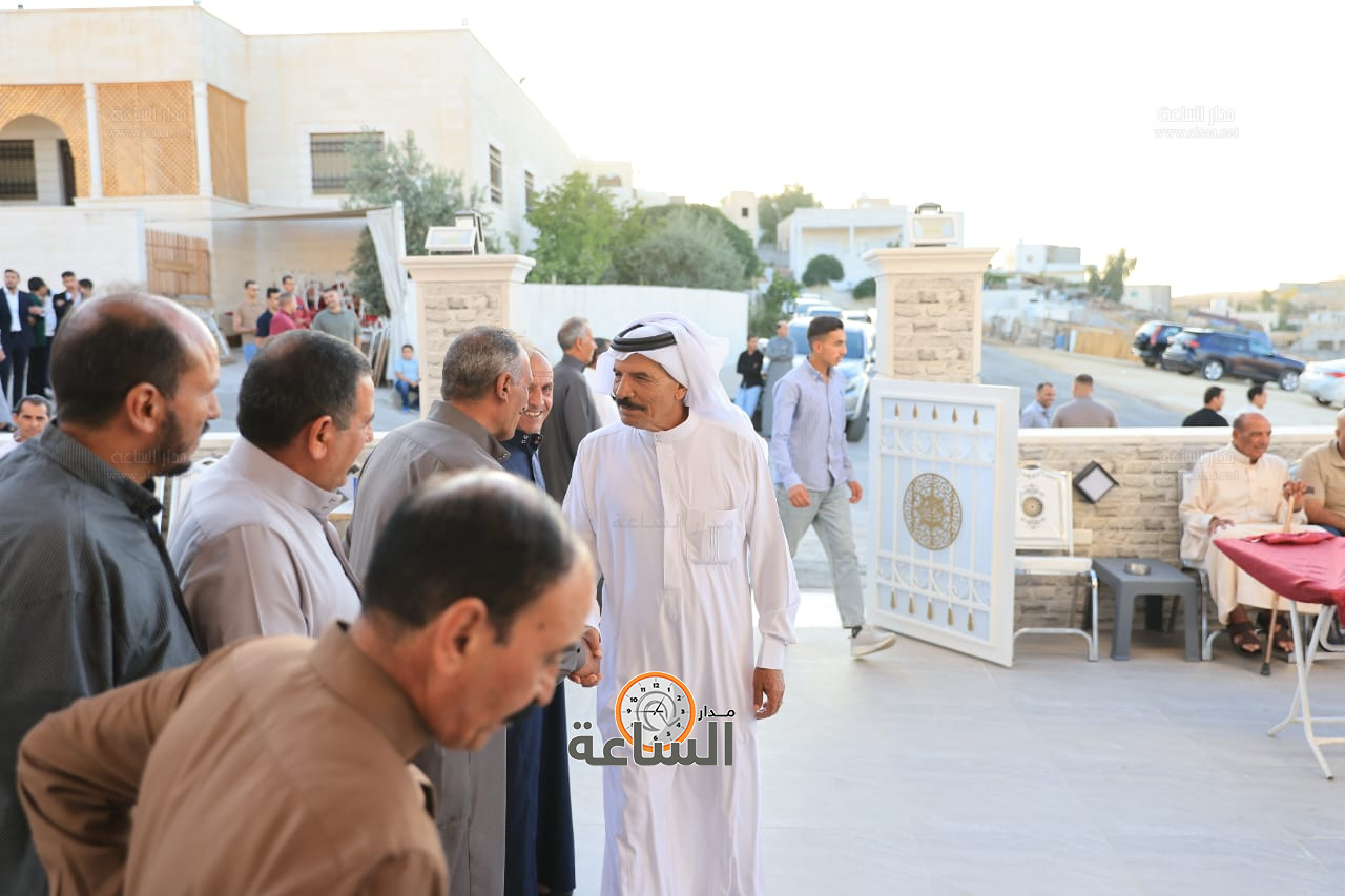 Madar Al-Saa Images 0.7937438493982737