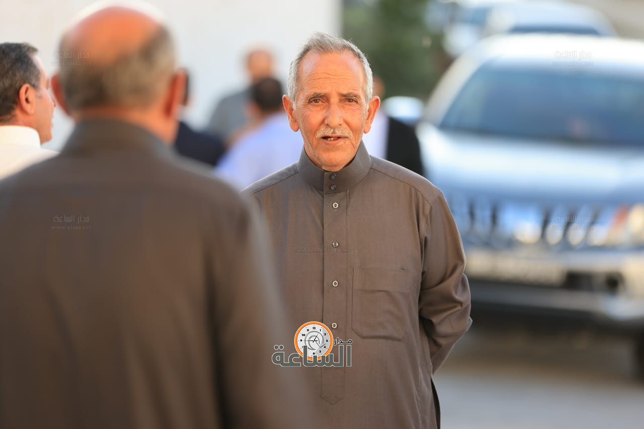 Madar Al-Saa Images 0.42306344119840933