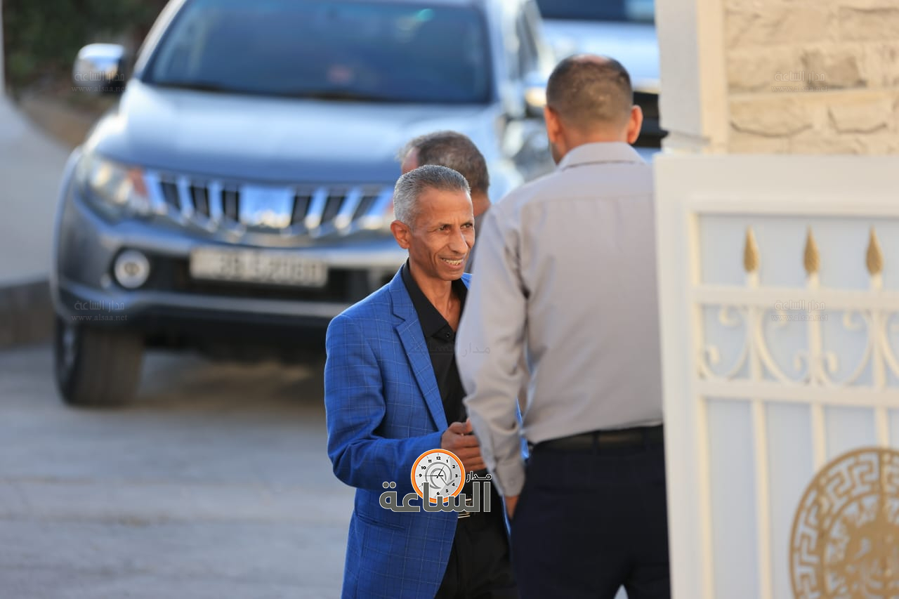 Madar Al-Saa Images 0.6447530121380123