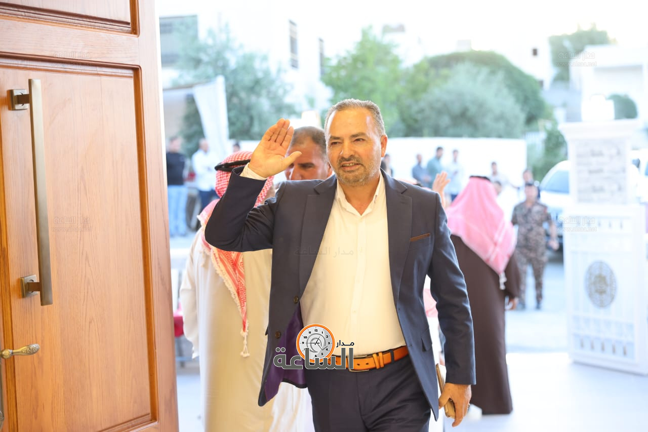 Madar Al-Saa Images 0.40796941545843246