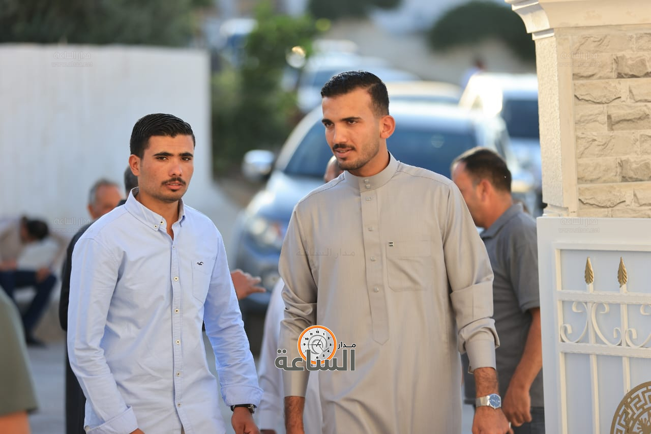 Madar Al-Saa Images 0.3783963488747748