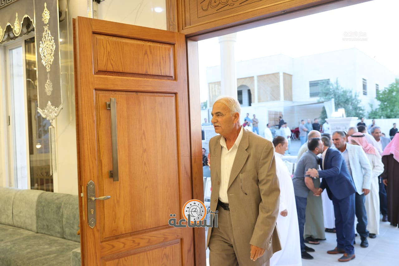 Madar Al-Saa Images 0.6770283465472163