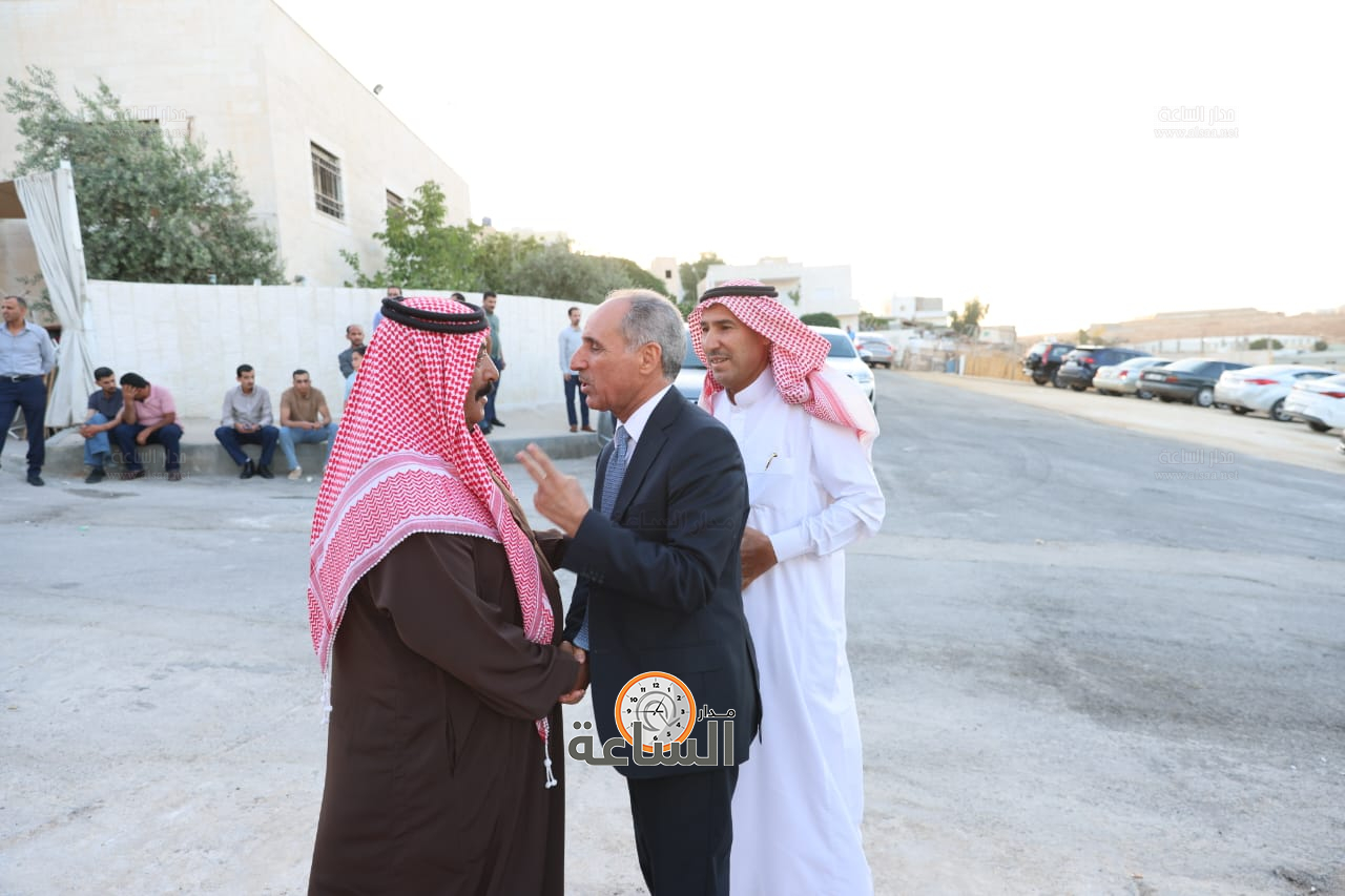 Madar Al-Saa Images 0.421838553064909