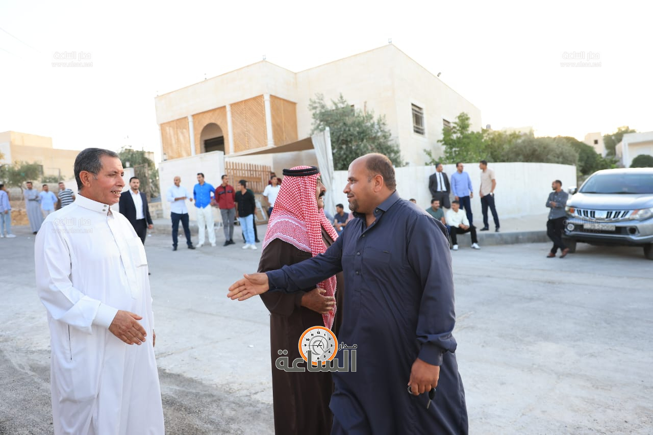 Madar Al-Saa Images 0.7379430781621162