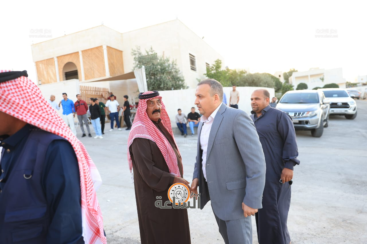 Madar Al-Saa Images 0.38728171281369705