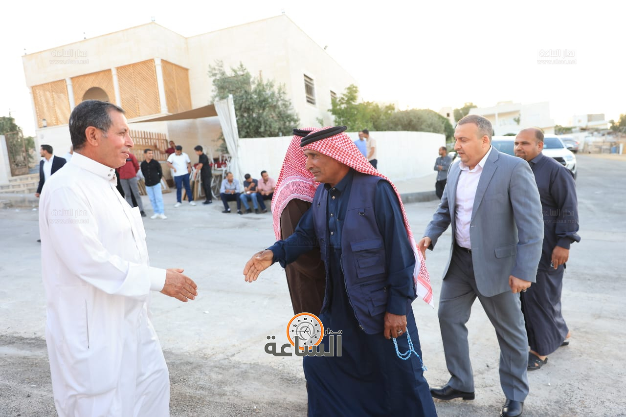 Madar Al-Saa Images 0.7063564123994769