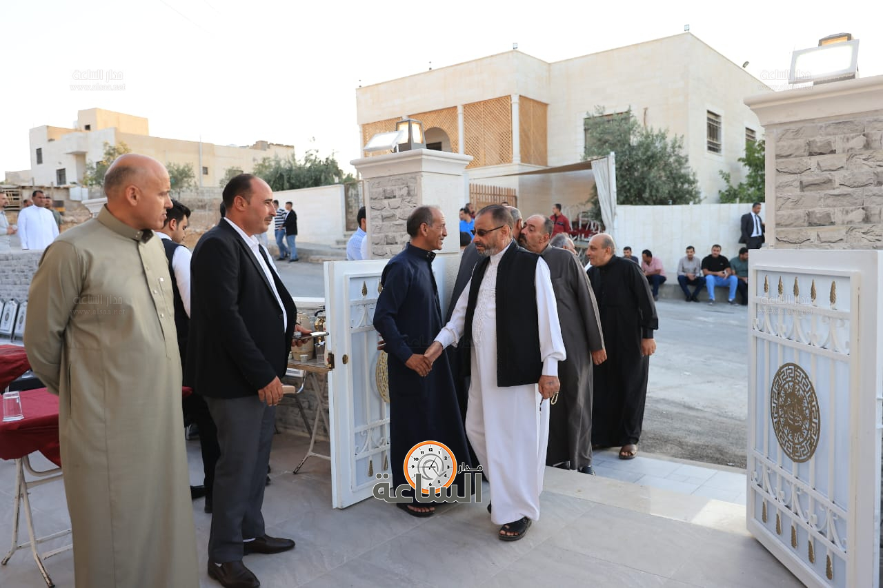 Madar Al-Saa Images 0.47095820641087793