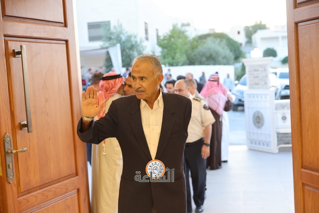 Madar Al-Saa Images 0.32203318359149946