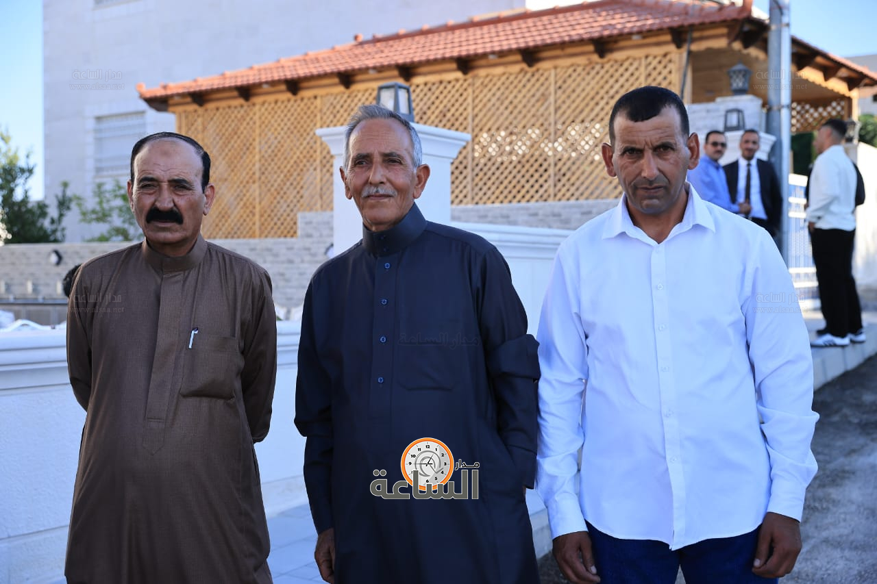 Madar Al-Saa Images 0.4947509114847709