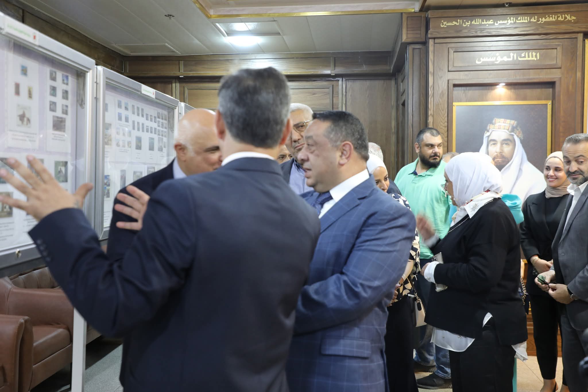 Madar Al-Saa Images 0.05802470683599892