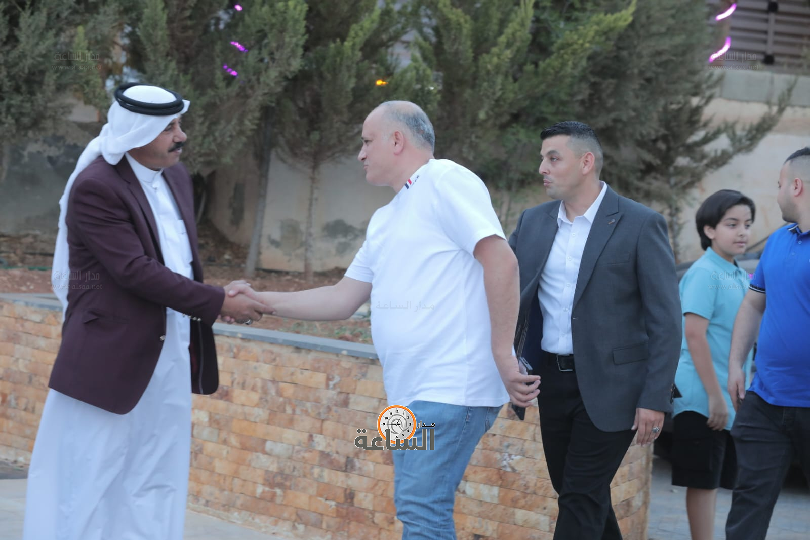 Madar Al-Saa Images 0.38270200637329743