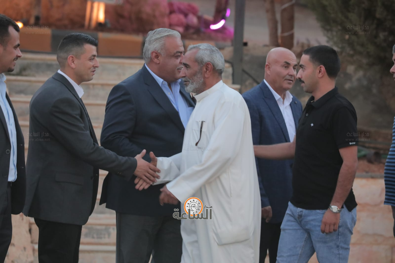 Madar Al-Saa Images 0.32284617251866765