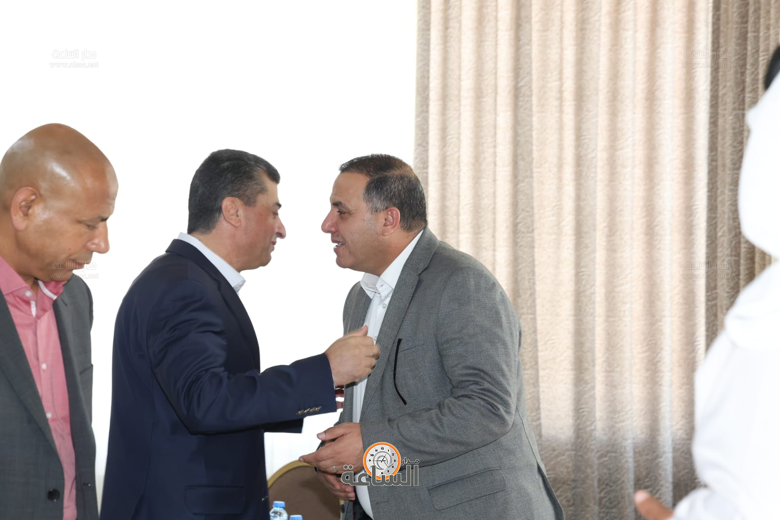 Madar Al-Saa Images 0.2587928042424188