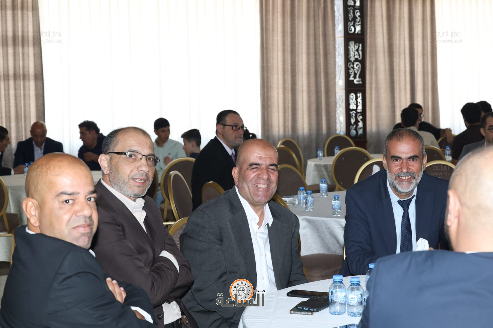 Madar Al-Saa Images 0.13080476809346864