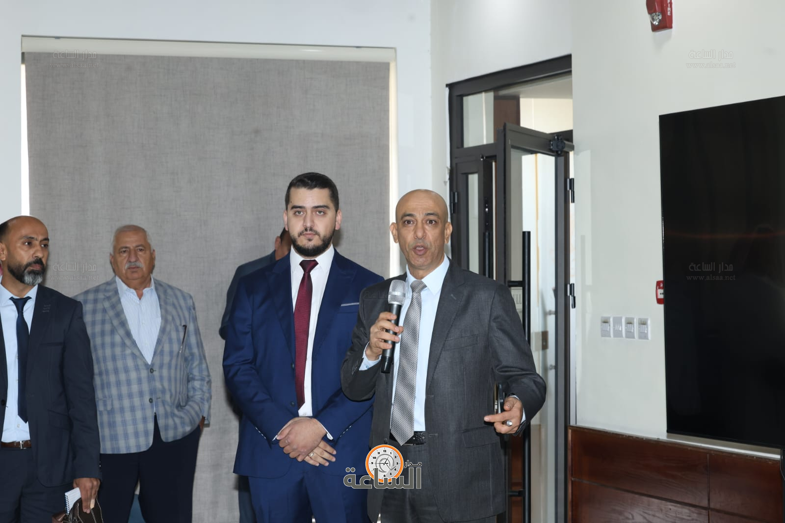 Madar Al-Saa Images 0.10491690793615682