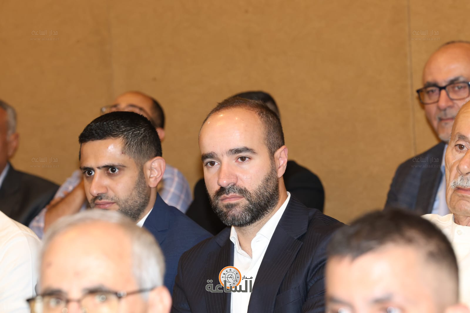 Madar Al-Saa Images 0.8683621751957