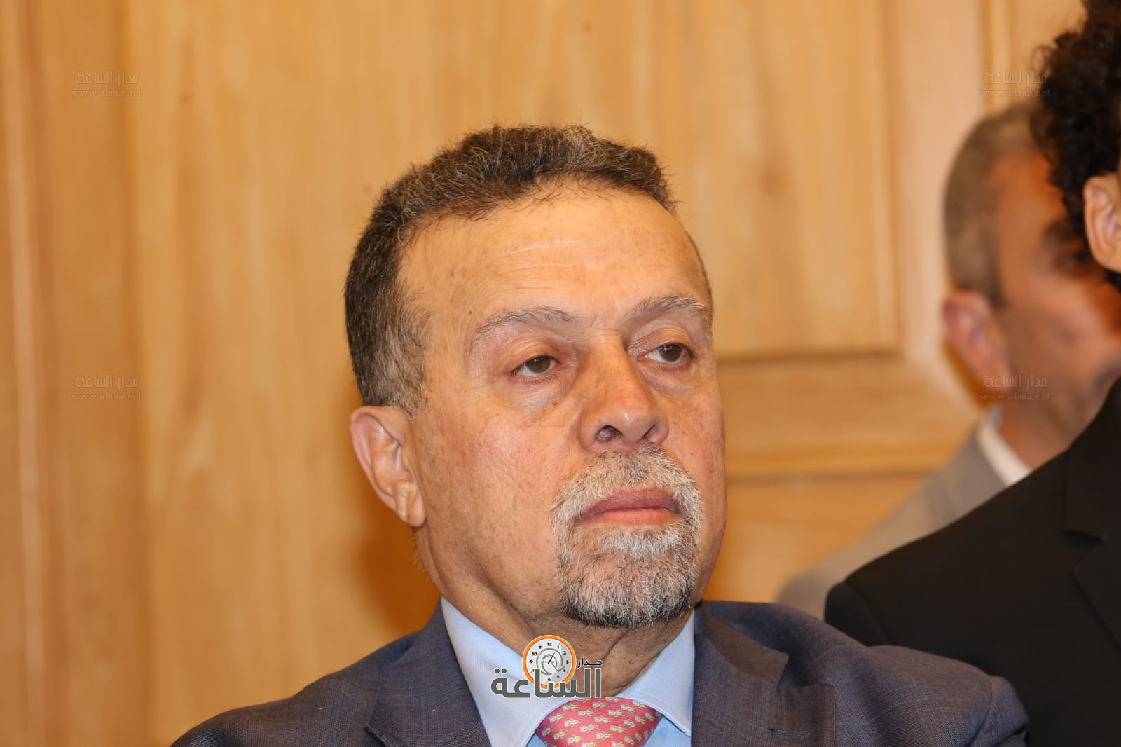 Madar Al-Saa Images 0.9901992329053113