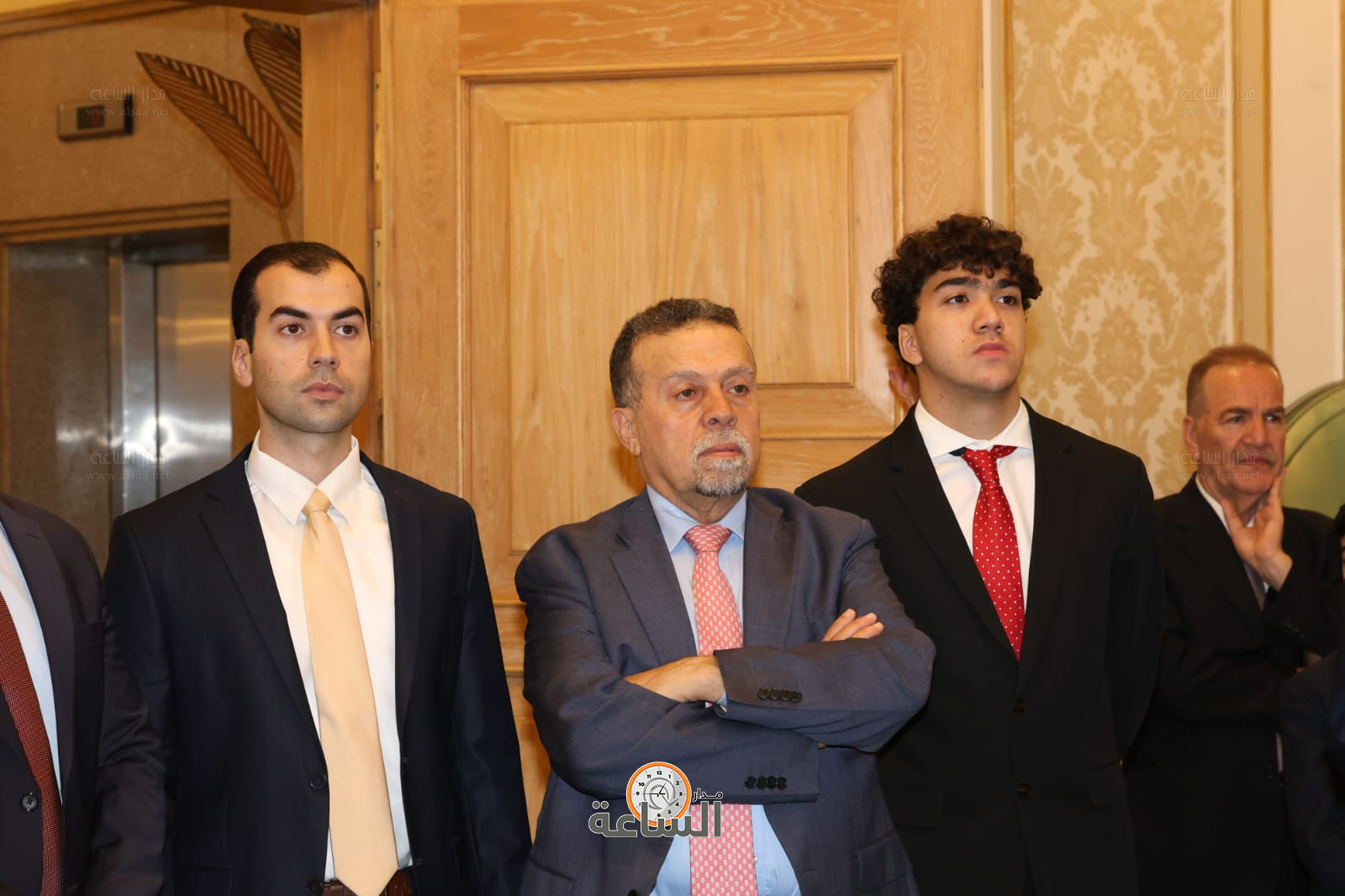 Madar Al-Saa Images 0.4944683374884178