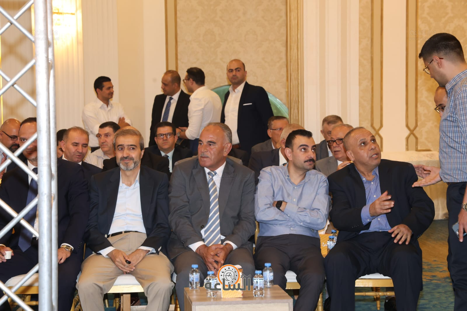 Madar Al-Saa Images 0.6178120053825559