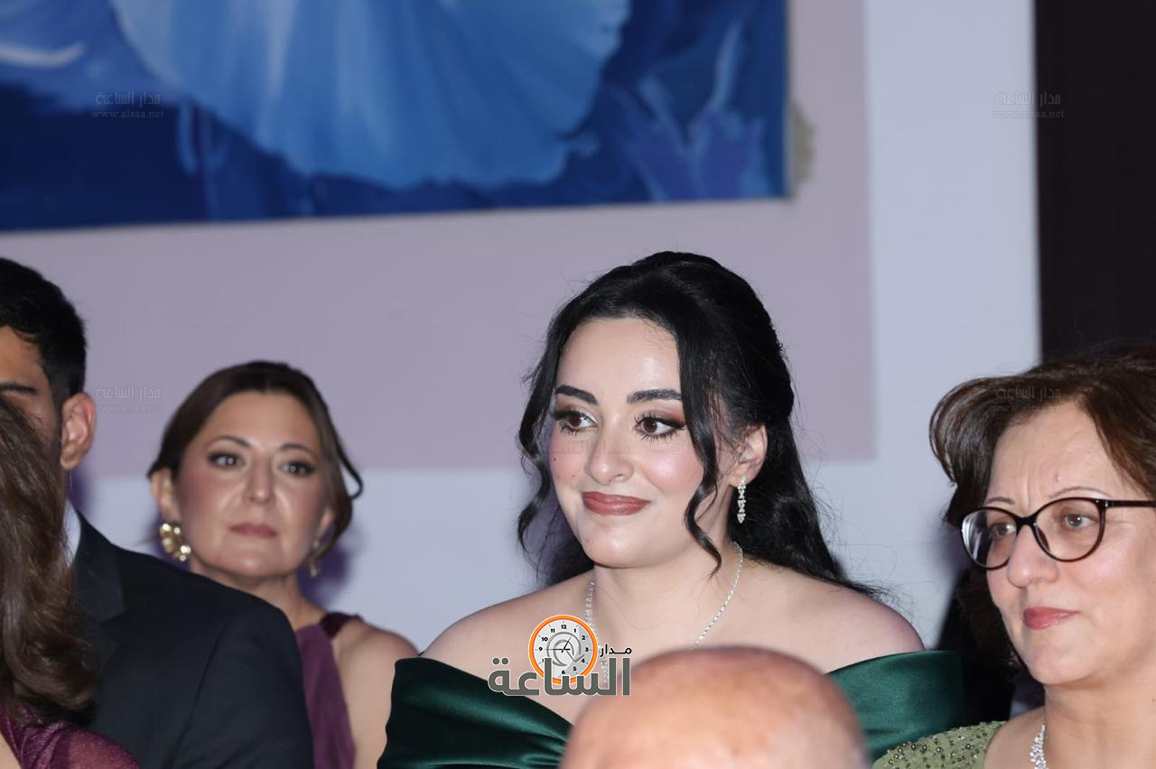 Madar Al-Saa Images 0.38866724121054996