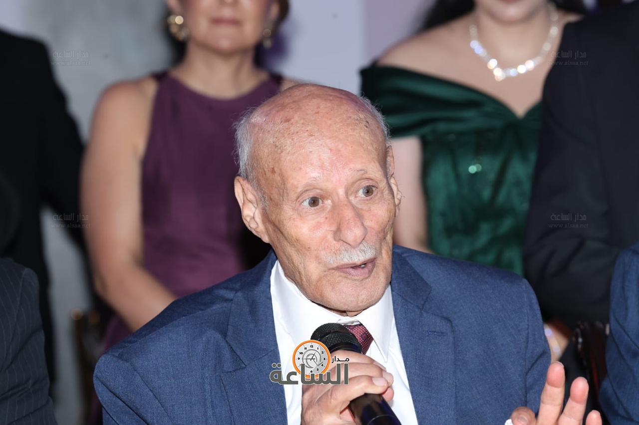 Madar Al-Saa Images 0.5554247809750777