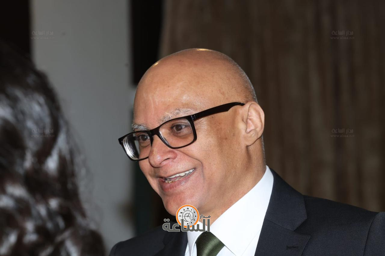 Madar Al-Saa Images 0.40001759590259434