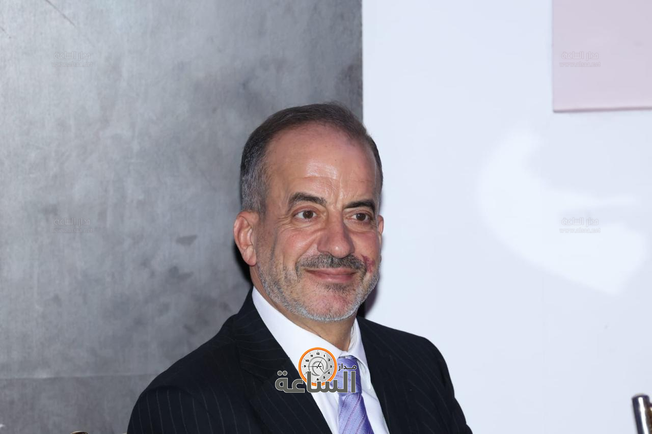 Madar Al-Saa Images 0.08808000978742325