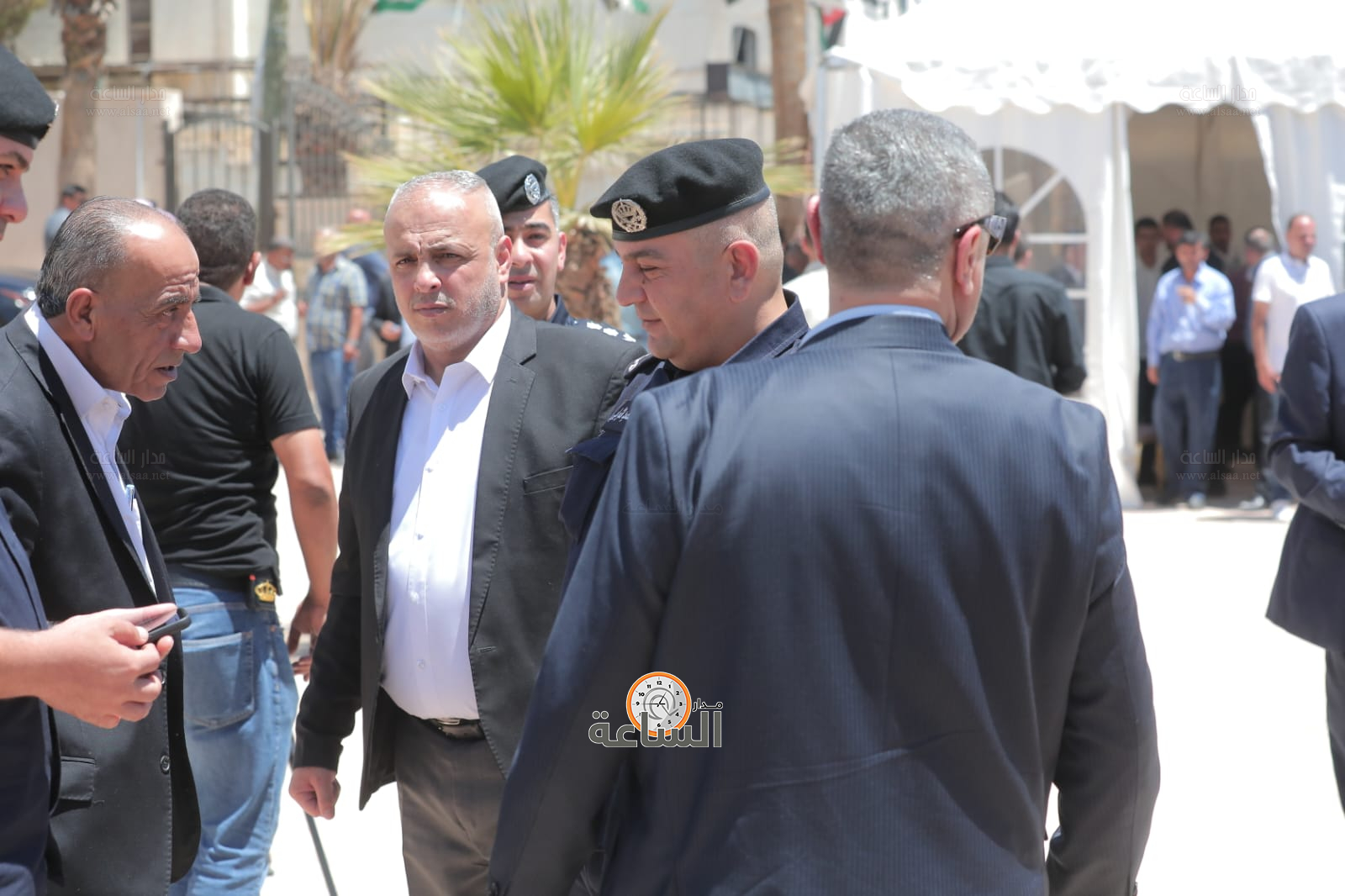 Madar Al-Saa Images 0.6092537757713645