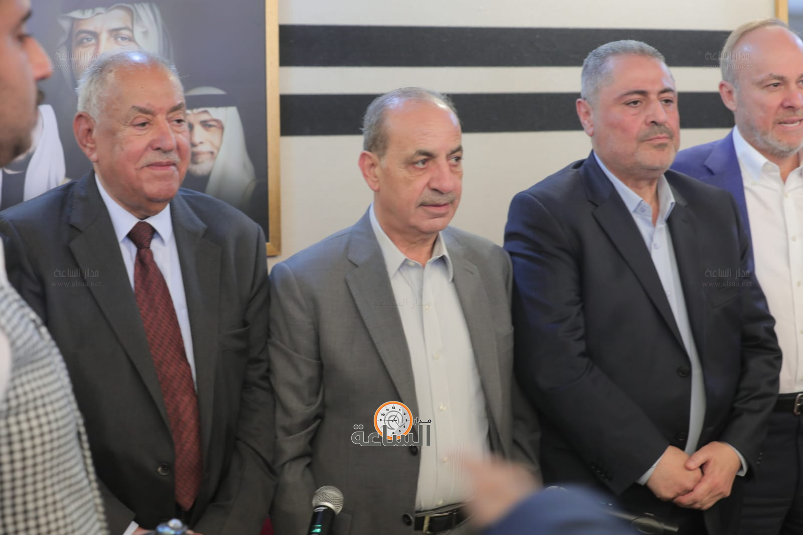 Madar Al-Saa Images 0.4433415140575022