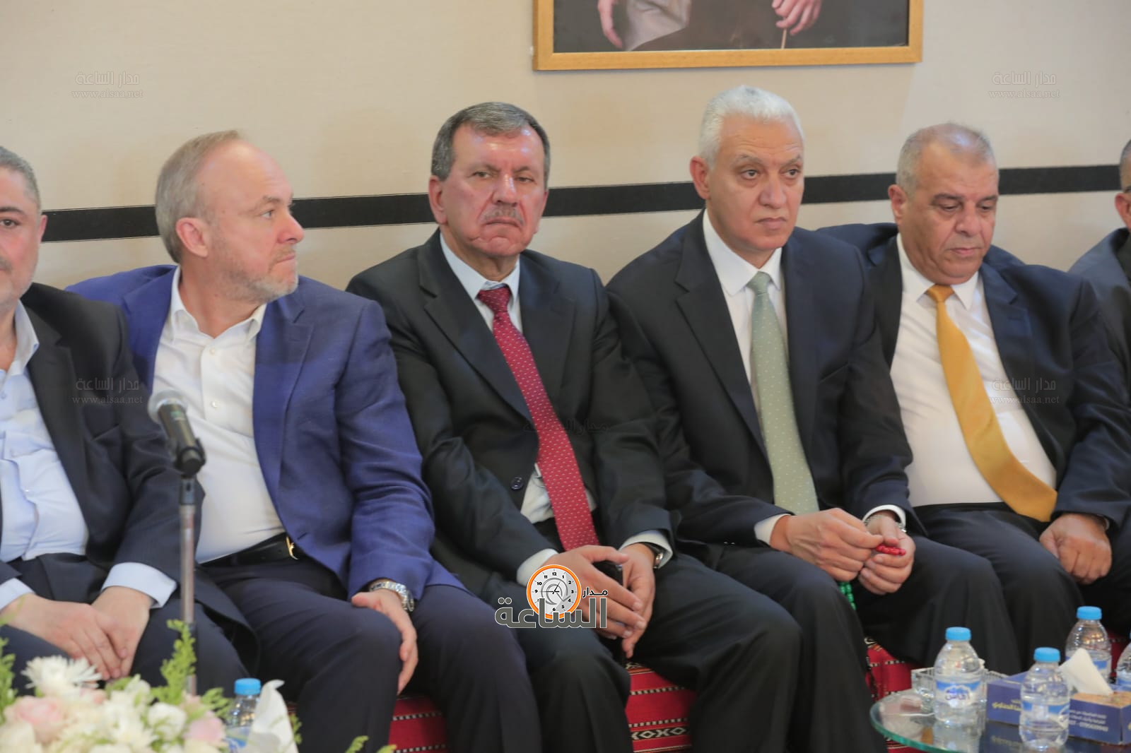 Madar Al-Saa Images 0.42050862612965134