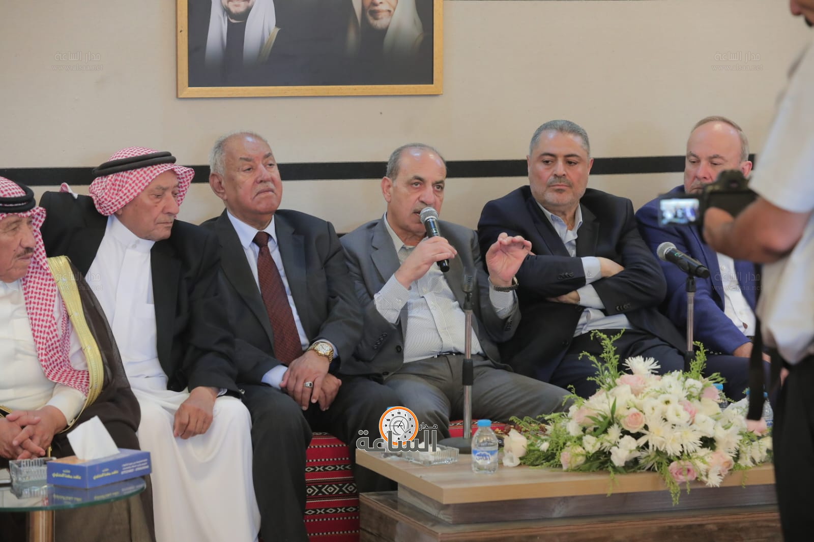 Madar Al-Saa Images 0.1773023663508343